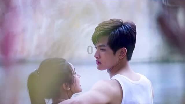 恋人说你能活个大年龄该怎么回复？游戏画面