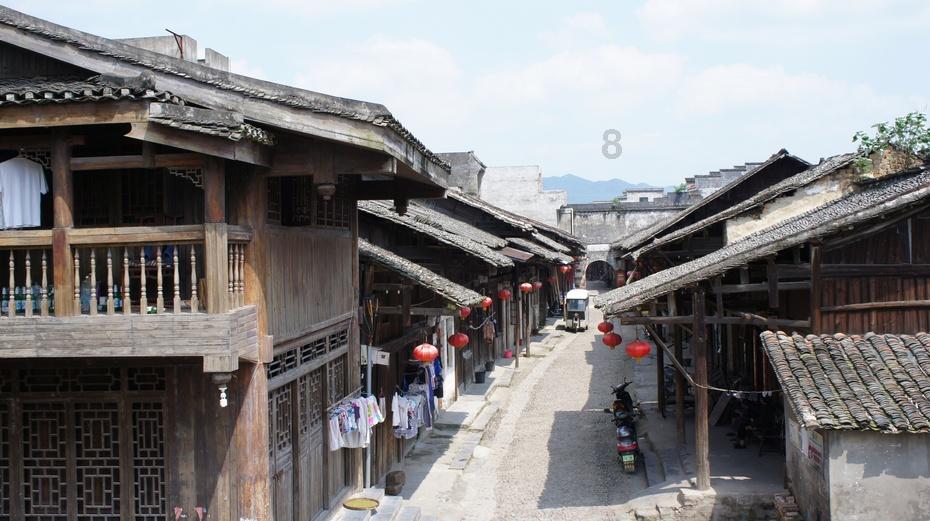 “死了就扔掉”,广州街头惊现“活体娃娃机”,10元一次:畸形程度令人咋舌······
